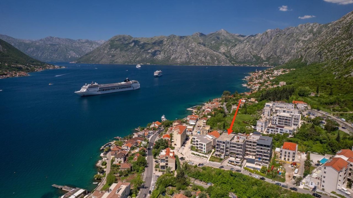Kotor, Dobrota’da Yeni Komplekste satılık, Denize 200m Mesafede 1+1 daire